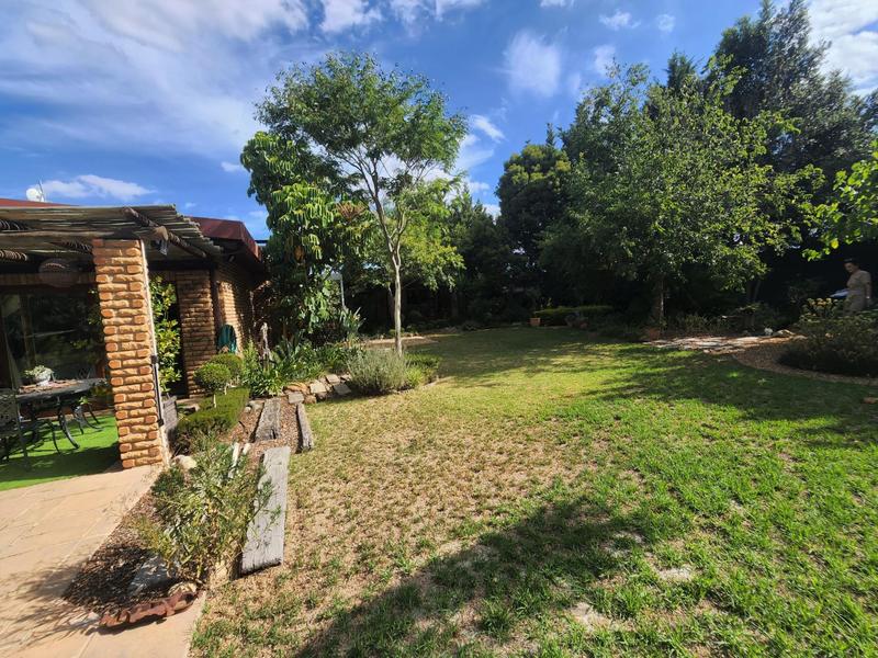 4 Bedroom Property for Sale in Panorama Western Cape